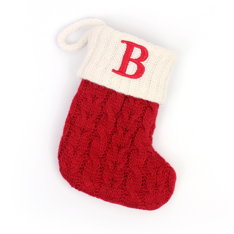 Gestrickte Weihnachtssocke mit Buchstaben